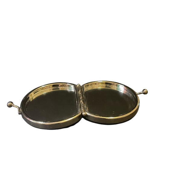 Vintage Eiffel Tower Soft Sided Double Mirror Compact w/ Rhinestones Kiss Lock - Picture 4 of 6